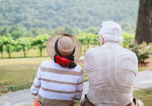 异国养老 有钱有闲的人更偏爱这些国家 移民资讯 有绿卡