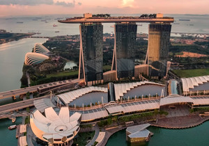 中国富人为什么关注新加坡？-有绿卡