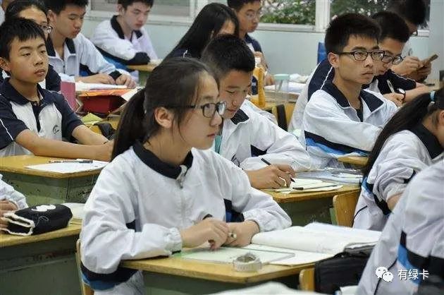 美高读了3年,我跟那个在泰国念书的中国人上了同一所常春藤...