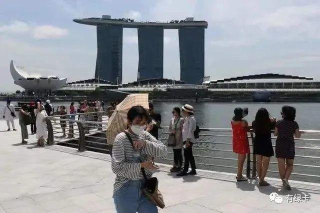 新加坡总理李显龙接受CNN采访:防控无捷径,中美应放下成见,共同抗疫